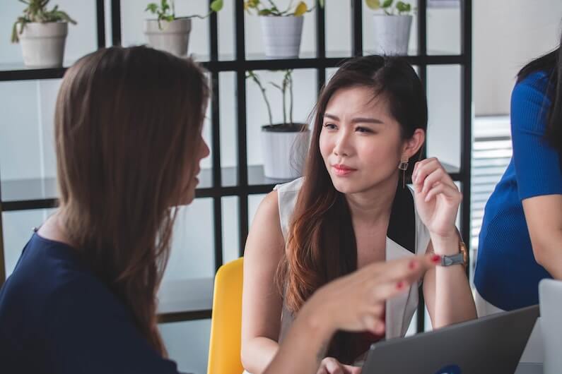 Meeting between women